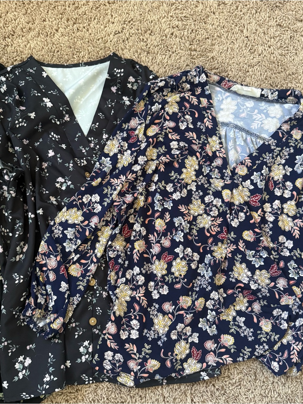 Work blouse bundle - Picture 3 of 3